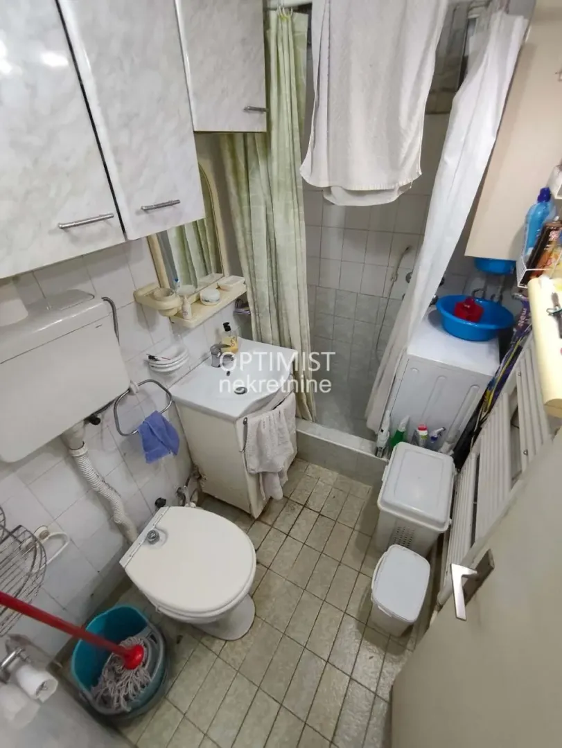 Prodaja, dvosoban stan, 51m², Banovo Brdo, Beograd