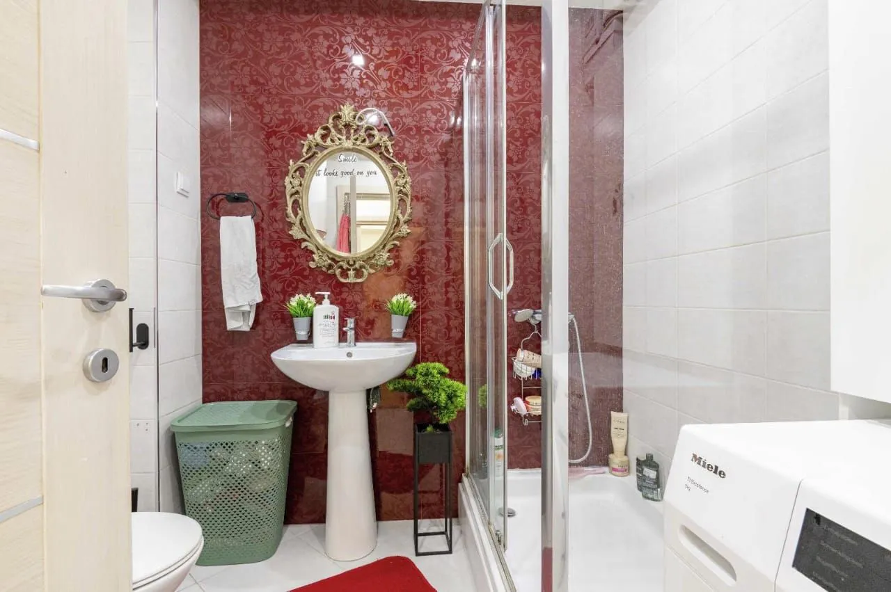 Prodaja, dvosoban stan, 82m², Rozino, Budva