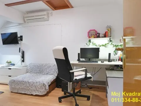 Sale, four bedroom apartment, 104m², Stari Grad, Beograd - image 10