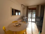 Izdavanje, dvosoban stan, 72m², Centar, Tivat - image 8