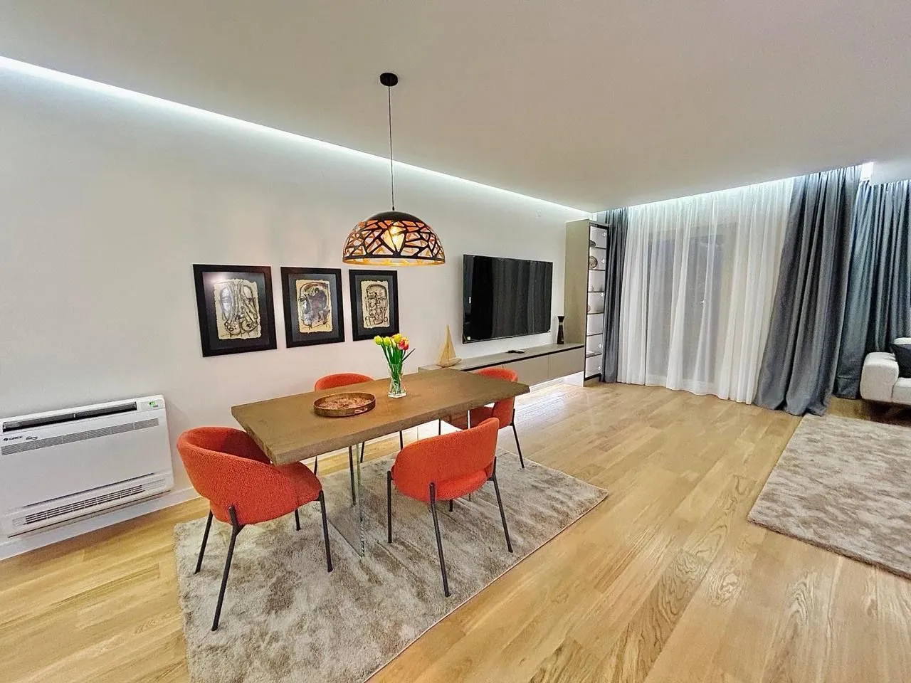 Rent, two bedroom apartment, 108m², Central Point, Podgorica
