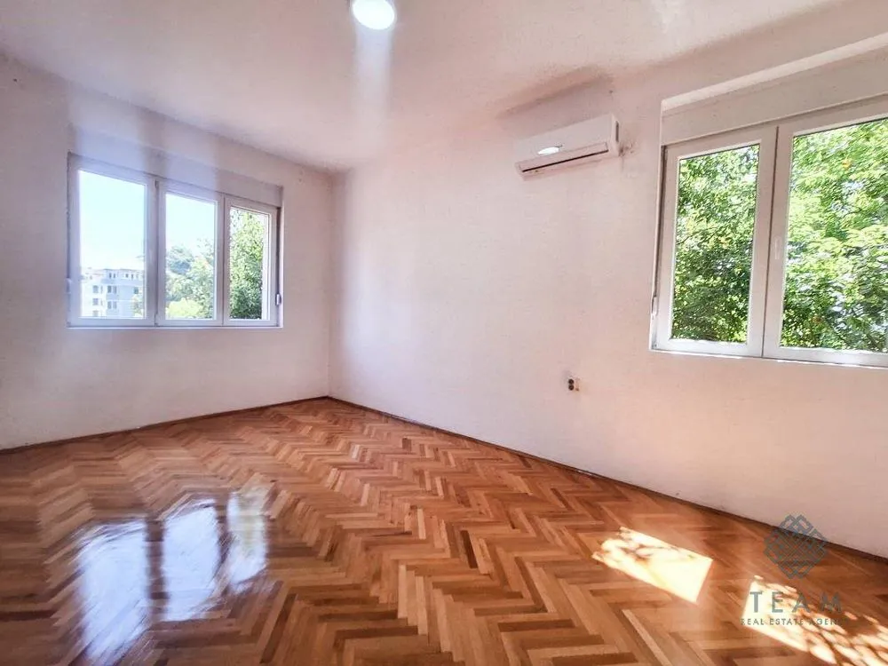 Rent, one bedroom apartment, 70m², Centar, Podgorica