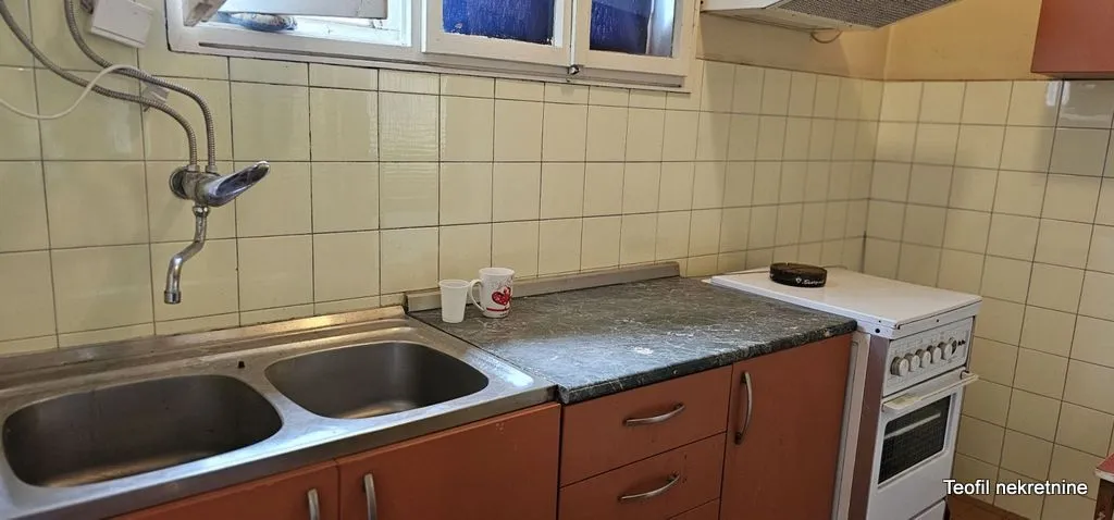 Sale, four bedroom apartment, 108m², Voždovac Sve Podlokacije, Beograd