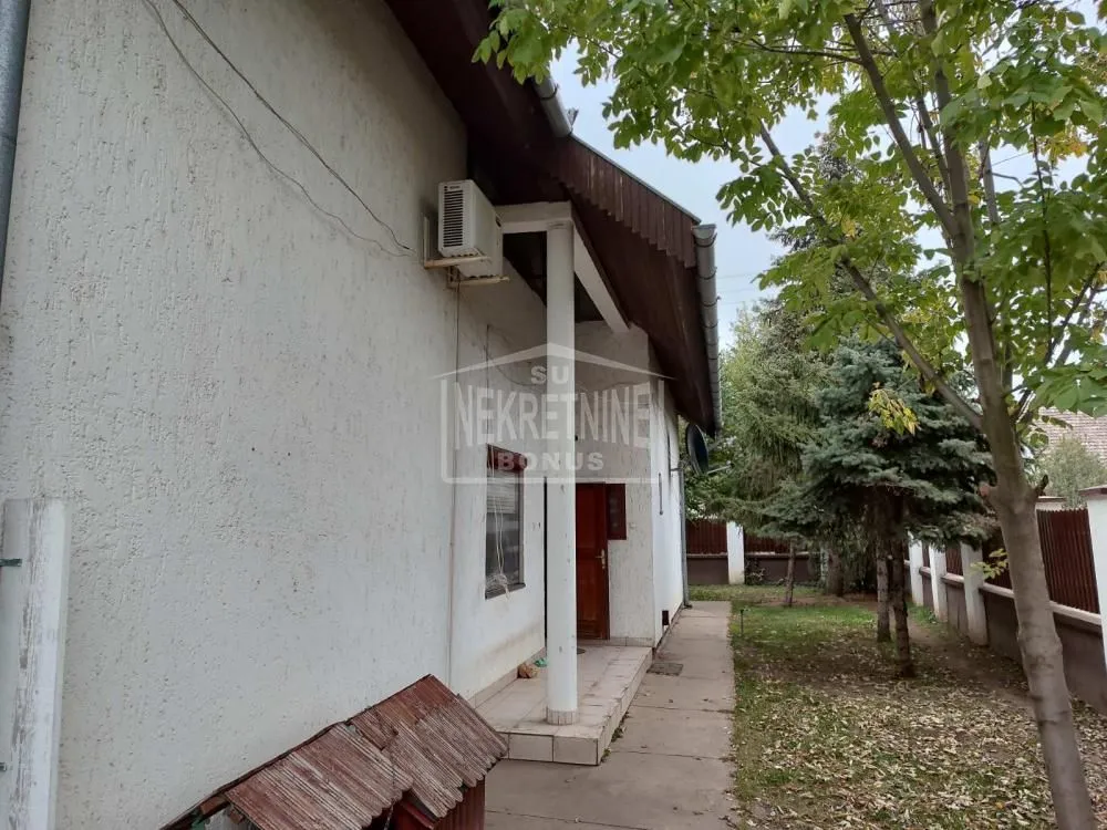 Prodaja, kuća, 270m², Železničko Naselje, Subotica