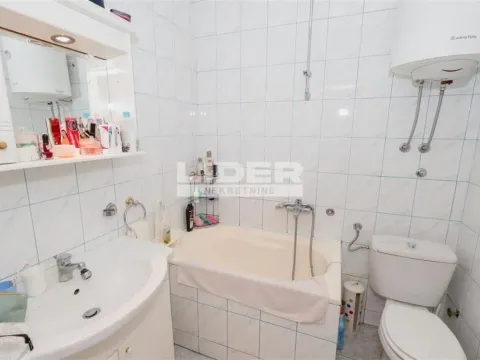 Sale, four bedroom apartment, 99m², Botanička Bašta, Palilula Sve Podlokacije - image 10