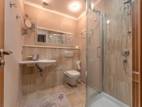 Prodaja, kuća, 148m², Orahovac, Kotor - image 21