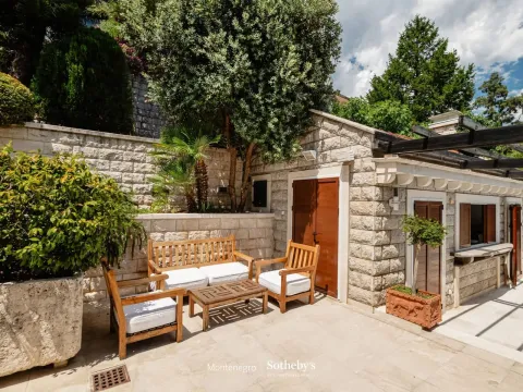 Sale, house, 233m², Savina, Herceg Novi - image 7