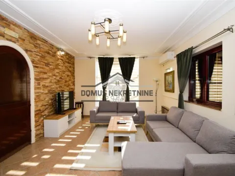Rent, house, 200m², Donja Gorica, Podgorica - image 9