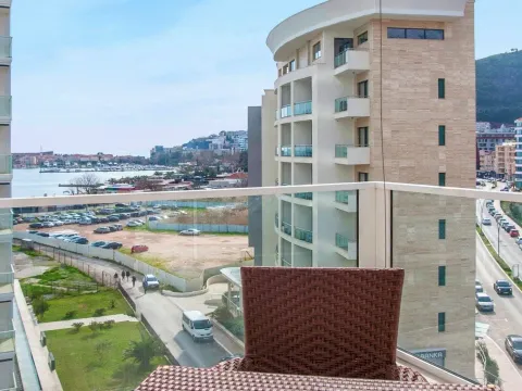 Sale, three bedroom apartment, 181m², Budva, Crna Gora - image 29
