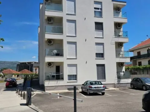 Rent, one bedroom apartment, 42m², Stari Aerodrom, Podgorica - image 7