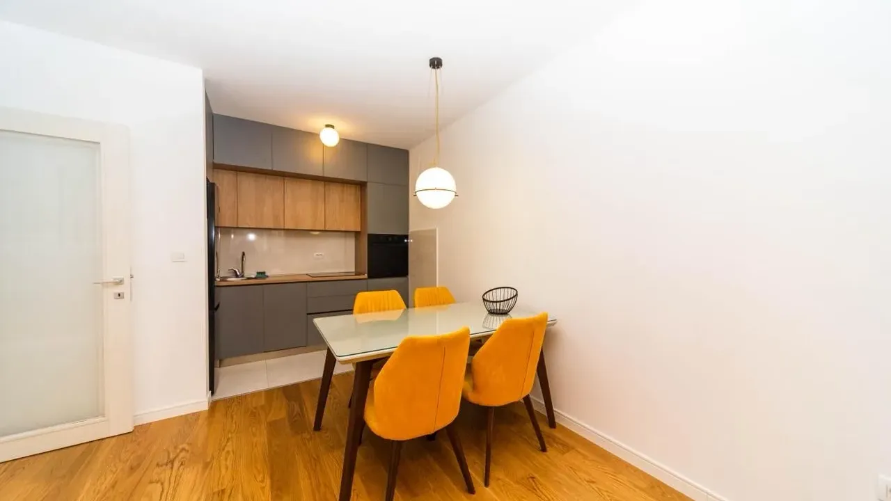 Rent, two bedroom apartment, 70m², Central Point, Podgorica