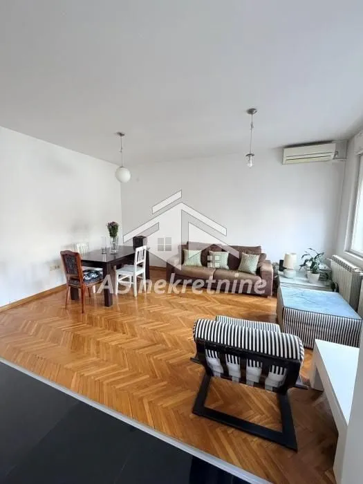 Rent, two bedroom apartment, 55m², Stari Grad, Beograd