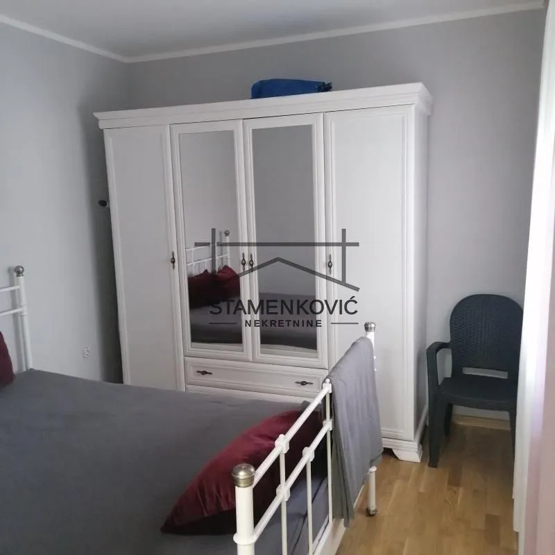 Prodaja, dvosoban stan, 50m², Sremska Kamenica, Petrovaradin