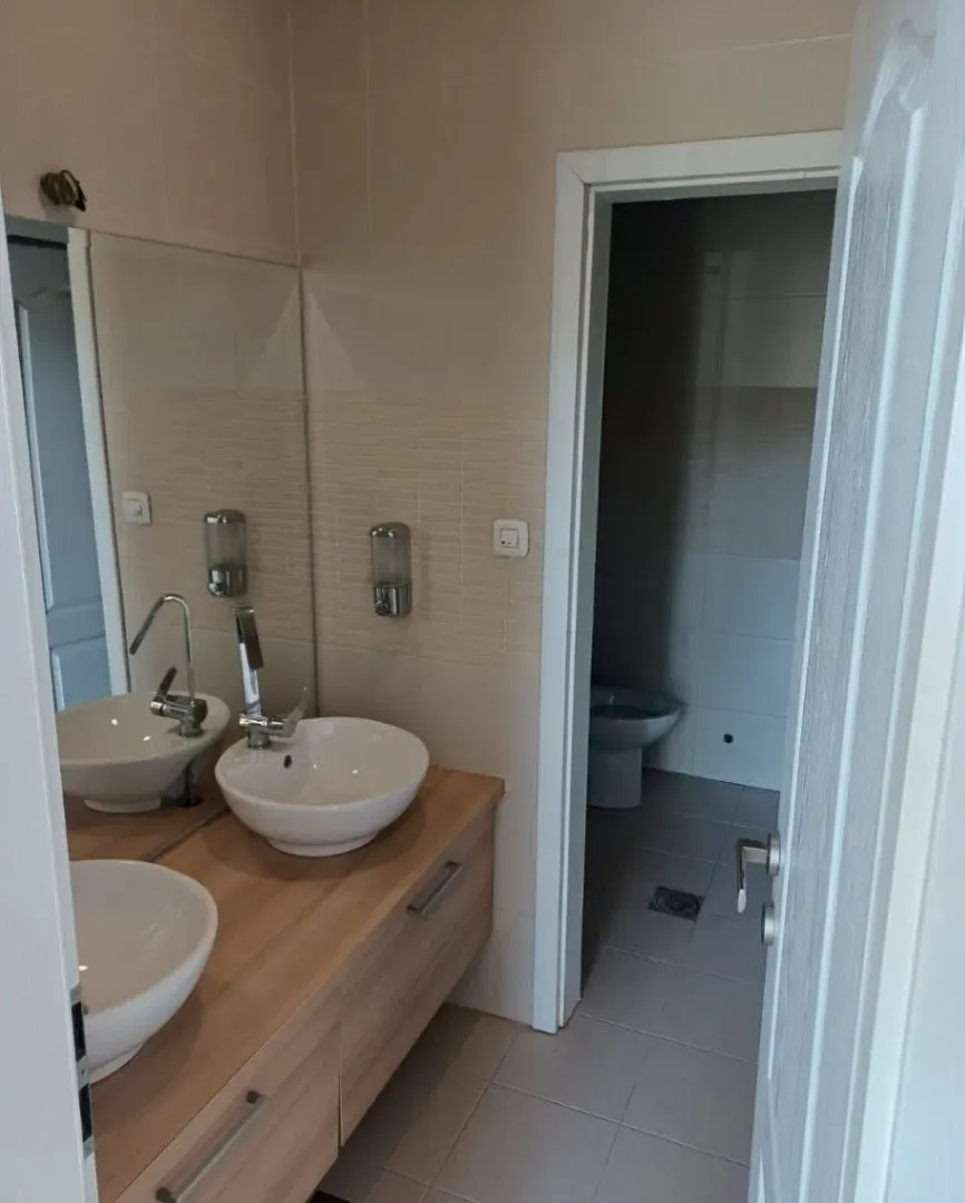 Rent, office space, 52m², Zabjelo, Podgorica
