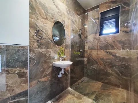 Rent, three bedroom apartment, 135m², Donja Gorica, Podgorica - image 2