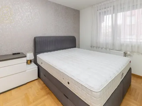 Izdavanje, trosoban stan, 67m², Bulevar Oslobodjenja, Novi Sad Sve Podlokacije - image 10
