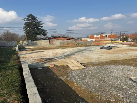 Zemljište in Vrčin