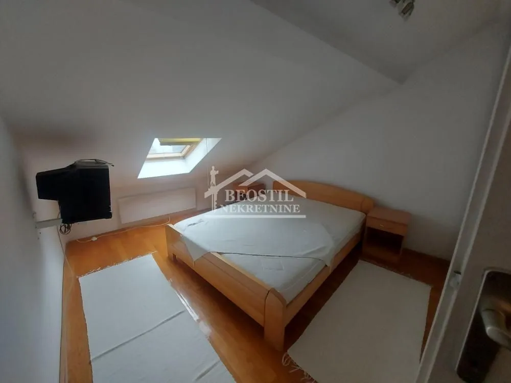 Prodaja, trosoban stan, 85m², Vračar Hram, Vračar Sve Podlokacije