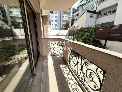 Rent, two bedroom apartment, 44m², Vračar Hram, Vračar Sve Podlokacije - image 12