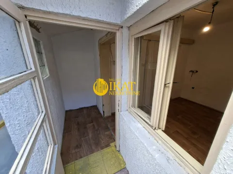 Prodaja, kuća, 26m², Đeram Pijaca, Beograd - image 3