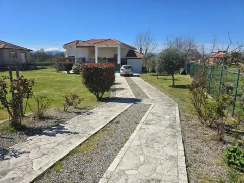 Izdavanje, kuća, 125m², Golubovci, Podgorica - image 13