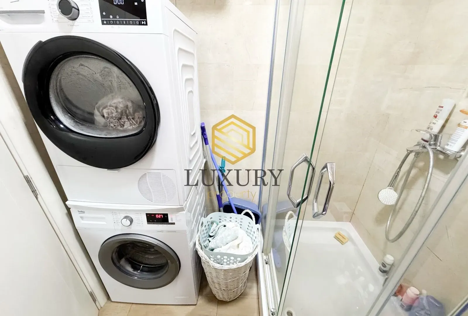 Prodaja, dvosoban stan, 63m², Dalmatinska ulica, Podgorica