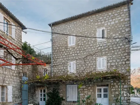 Prodaja, kuća, 126m², Kostanjica, Kotor - image 11