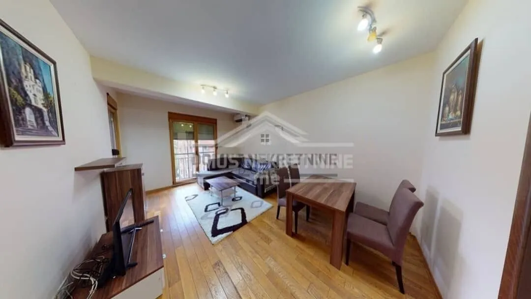 Prodaja, jednosoban stan, 47m², Krivi Most, Podgorica