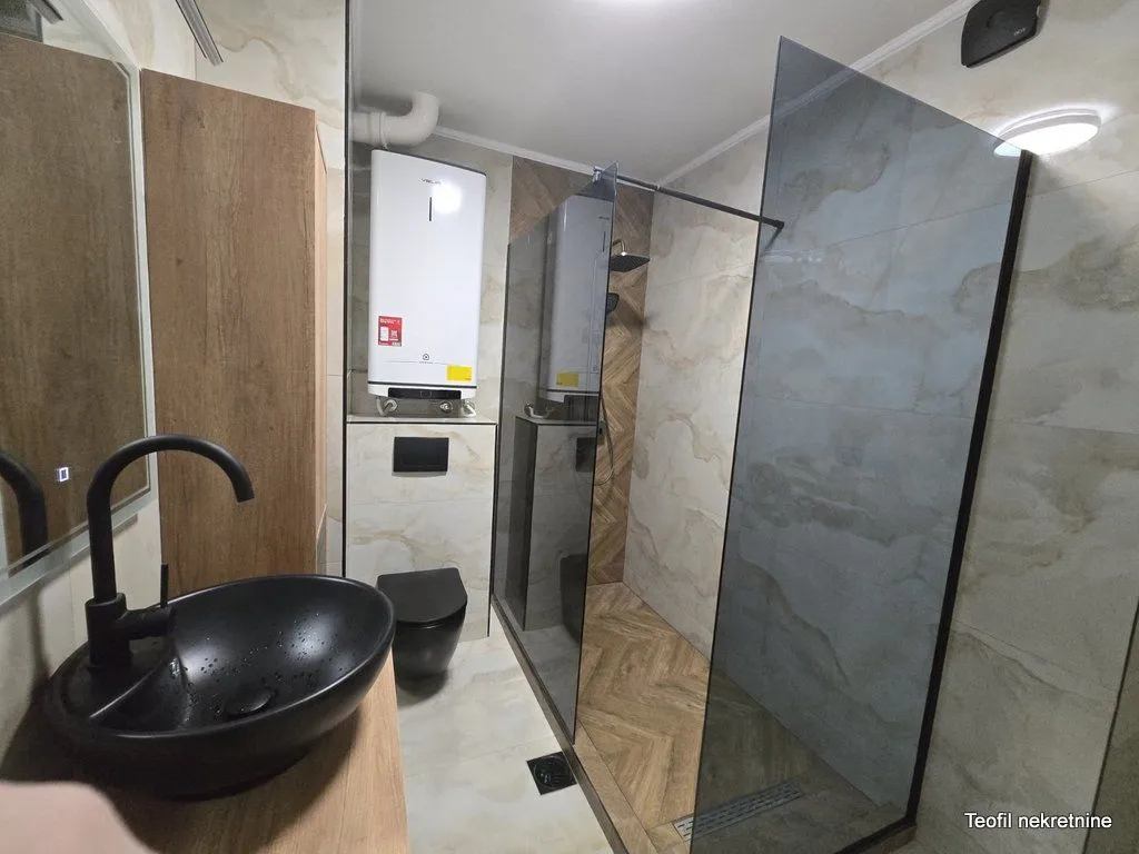 Sale, three bedroom apartment, 75m², Južni Bulevar, Vračar Sve Podlokacije