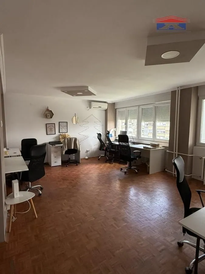 Rent, three bedroom apartment, 85m², Bulevar Oslobodjenja, Novi Sad Sve Podlokacije