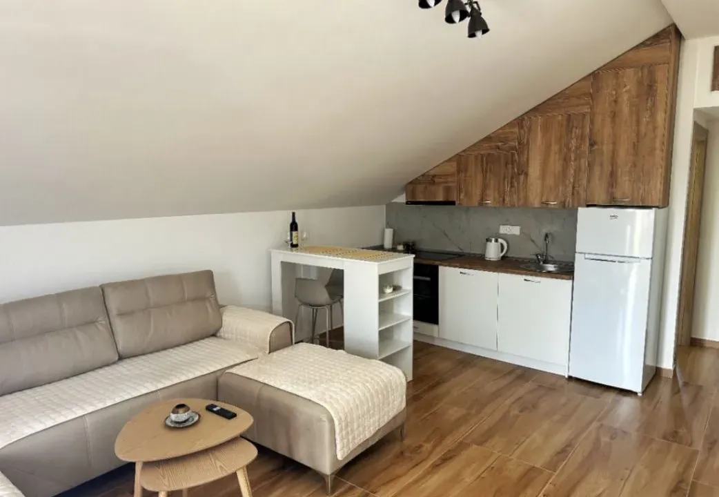 Rent, one bedroom apartment, 37m², Mrčevac, Tivat