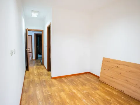 Rent, three bedroom apartment, 110m², City Kvart, Podgorica - image 8