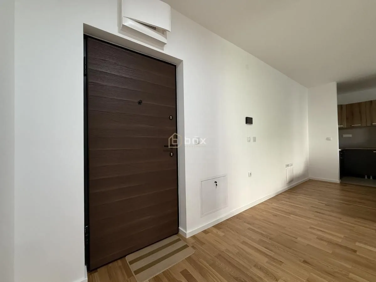 Rent, two bedroom apartment, 72m², Medijana, Niš