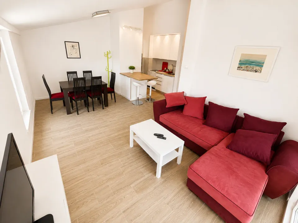 Rent, one bedroom apartment, 50m², Velji Vinogradi, Budva