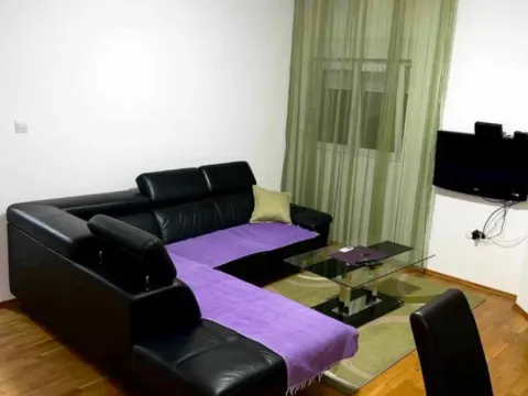 Izdavanje, jednosoban stan, 45m², Zabjelo, Podgorica