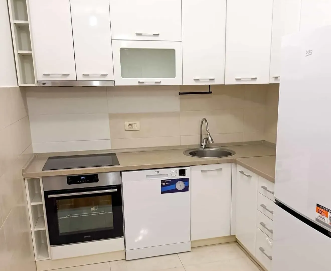 Izdavanje, jednosoban stan, 46m², City Kej, Podgorica