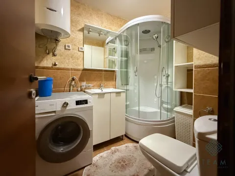 Rent, two bedroom apartment, 74m², Dalmatinska ulica, Podgorica - image 9