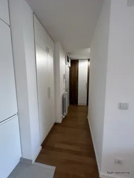 Prodaja, trosoban stan, 67m², Vrnjačka Banja, Srbija - image 8