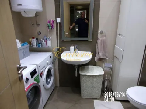 Prodaja, trosoban stan, 76m², Stari Grad, Beograd - image 11