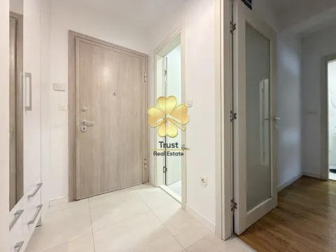 Rent, two bedroom apartment, 70m², Central Point, Podgorica - image 8