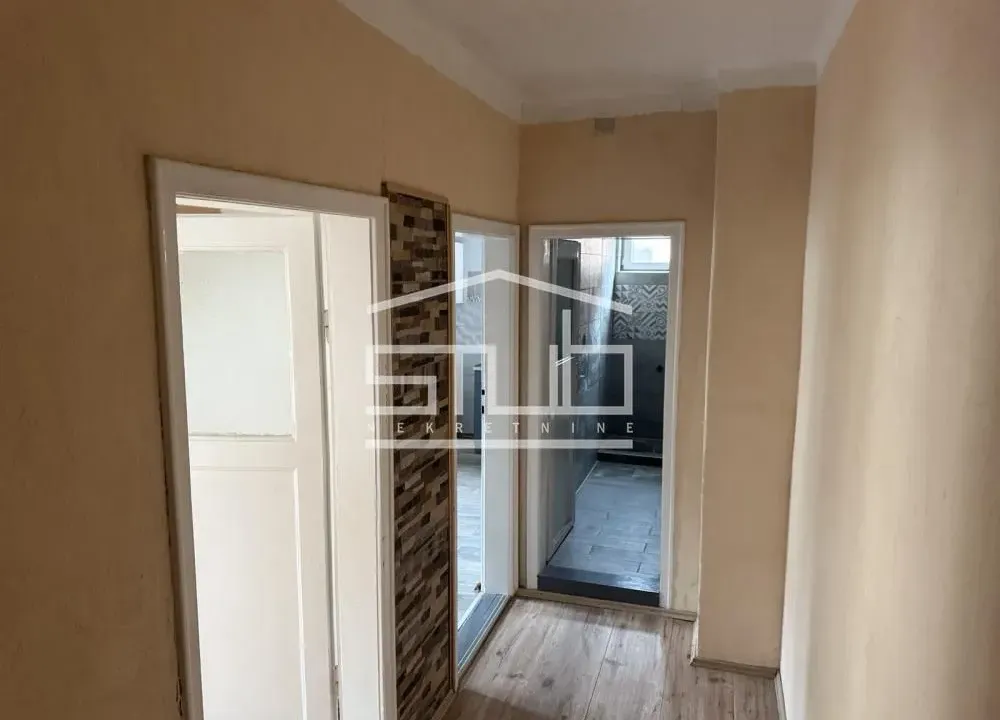 Prodaja, trosoban stan, 75m², Čukarica, Beograd