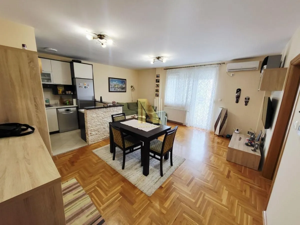 Prodaja, dvosoban stan, 43m², Podbara, Novi Sad Sve Podlokacije