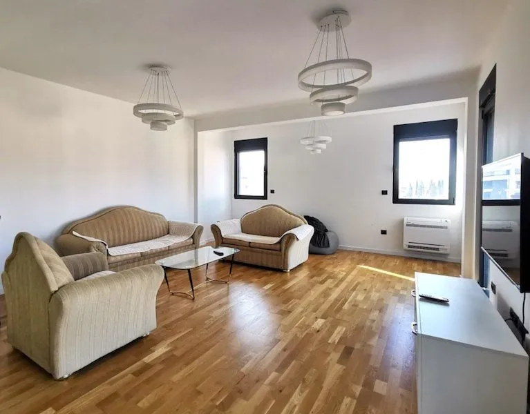 Rent, apartment, 120m², Dalmatinska ulica, Podgorica