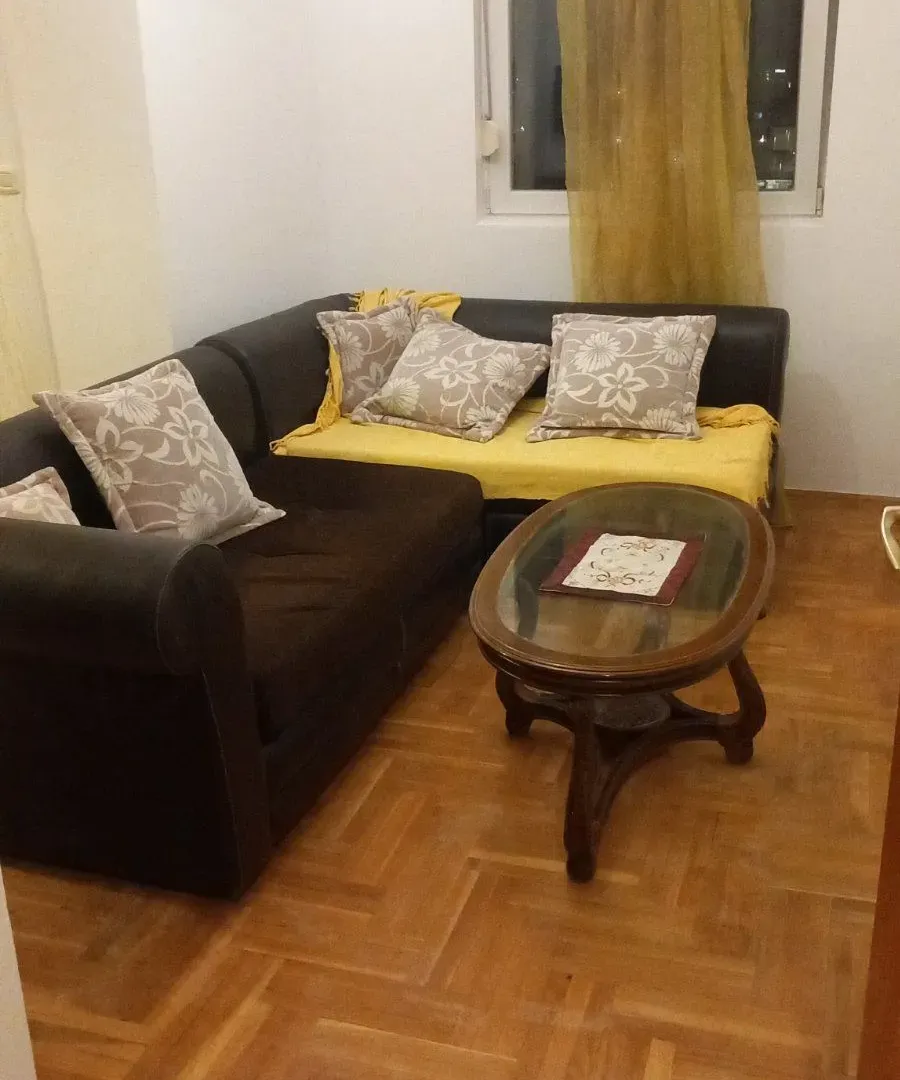 Izdavanje, jednosoban stan, 48m², Stari Aerodrom, Podgorica