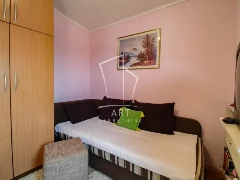 Prodaja, četvorosoban stan, 79m², Severni Bulevar, Zvezdara Sve Podlokacije - image 3