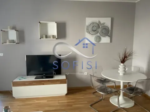 Izdavanje, trosoban stan, 58m², Centar, Novi Sad - image 9