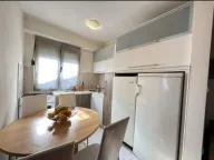 Izdavanje, dvosoban stan, 65m², Stari Aerodrom, Podgorica - image 5