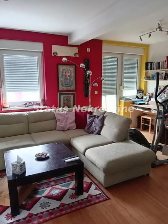 Prodaja, četvorosoban stan, 96m², Grbavica, Novi Sad Sve Podlokacije