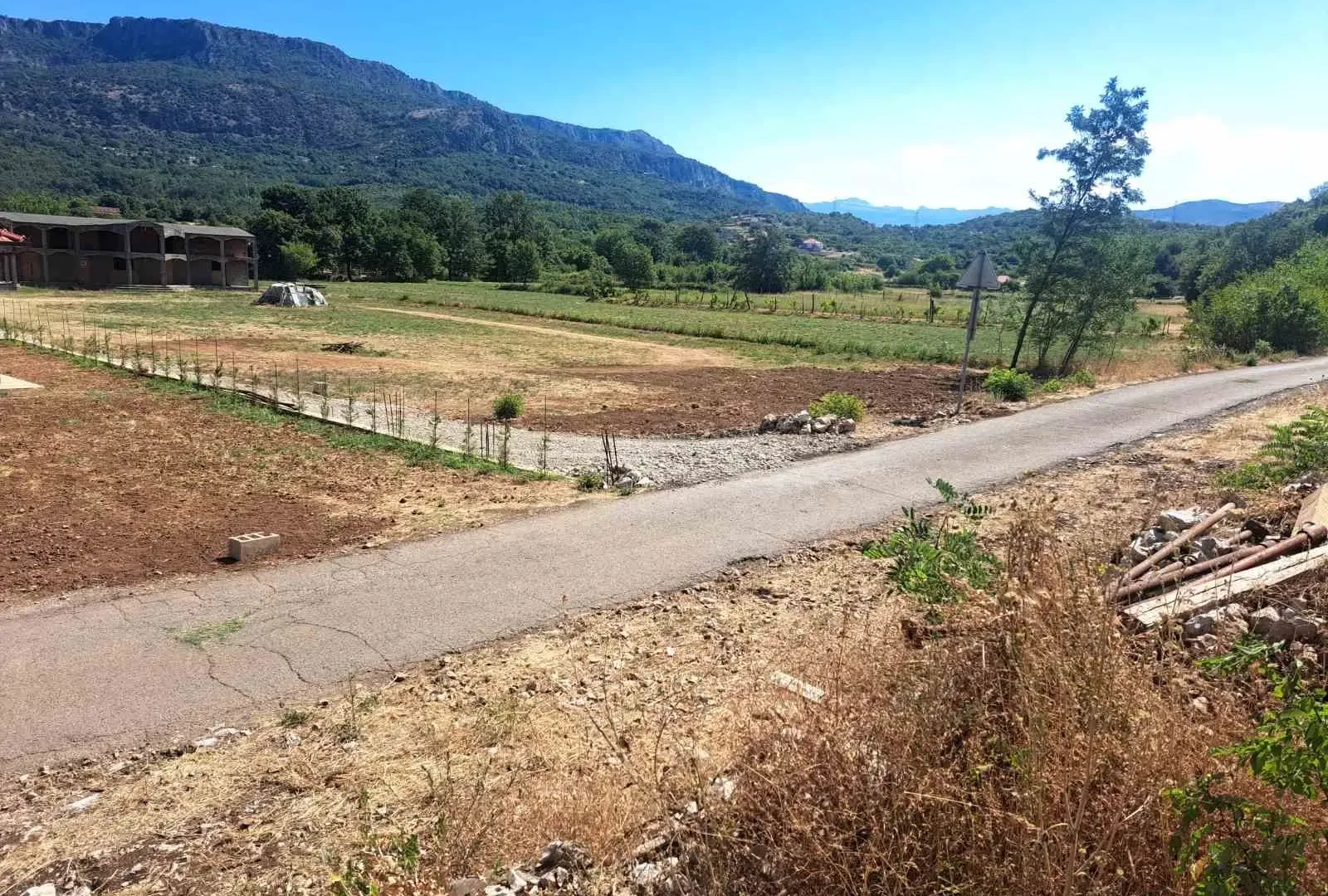 Prodaja, plac, 500m², Pričelje, Podgorica