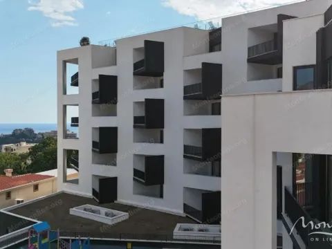 Sale, one bedroom apartment, 54m², Bečići, Budva - image 11